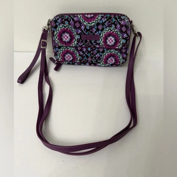 Vera Bradley All in One Wallet Crossbody Bag Adjustable and Removable Strap - Picture 2 of 11
